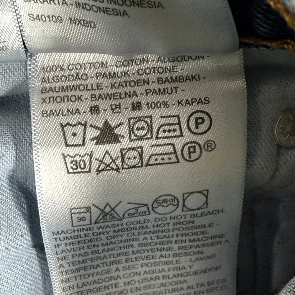 Levis brand levi